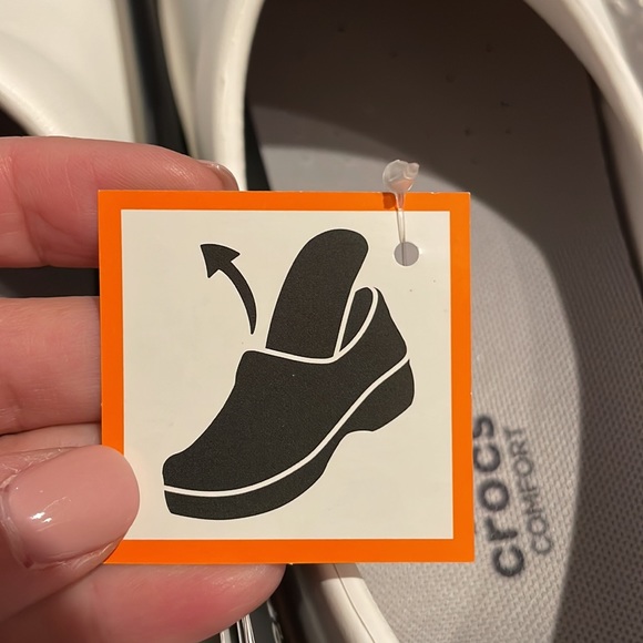 Dual Comfort Nursing Crocs size 8 - Picture 5 of 6